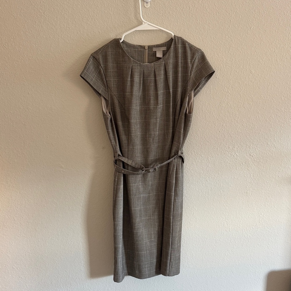 Women’s professional dress